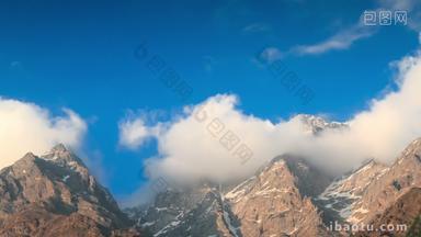 喜马拉雅山脉cloudscape间隔拍摄风景
